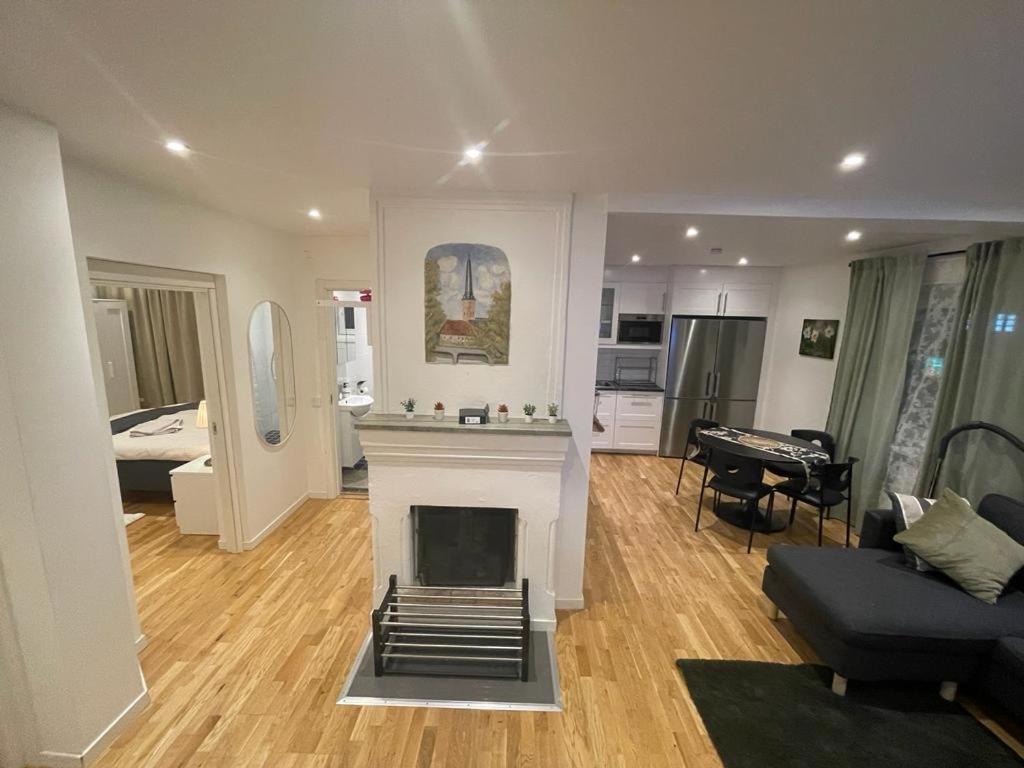 Noah Longstay Apartment Vasteras Exterior photo