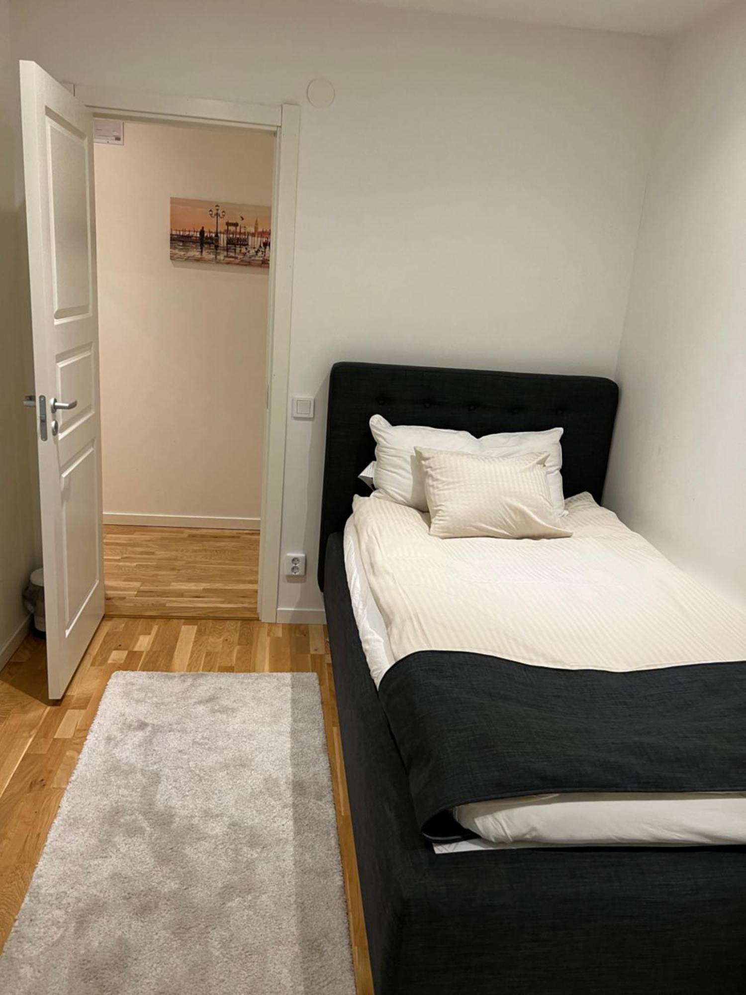 Noah Longstay Apartment Vasteras Exterior photo